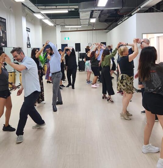 Free Salsa Beginners Class.
